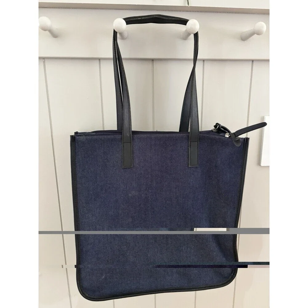Liz Claiborne liz claiborne